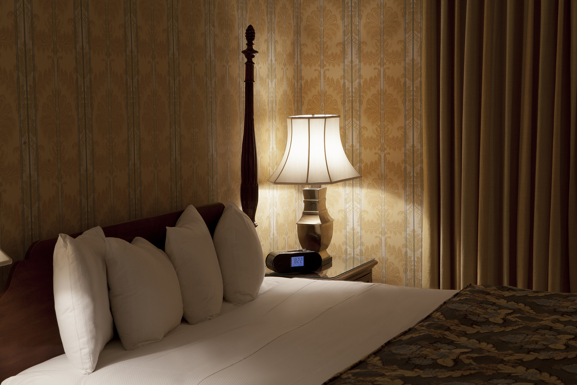 The-Lotos-club-accomodations-0121